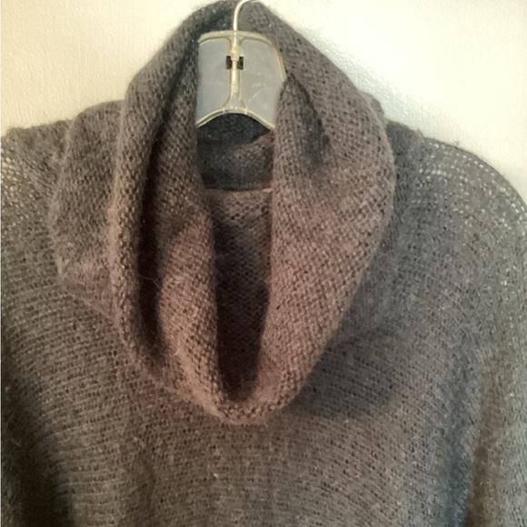 WOODEN SHIPS MEDIUM / LARGE BLACK COWL NECK MOHAIR WOOL BLEND PONCHO SWEATER - Picture 4 of 7